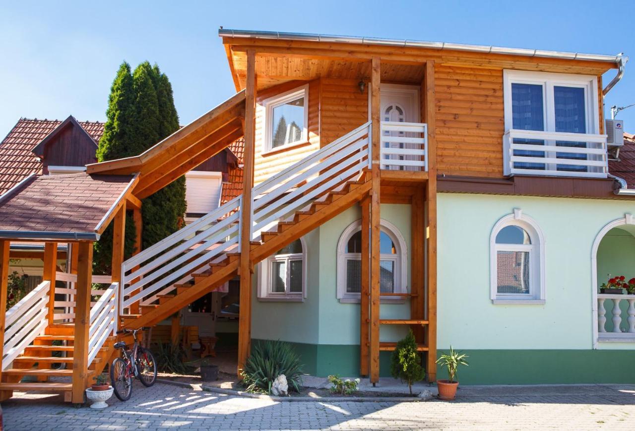 Tuende Szallas Bogacs Exterior photo